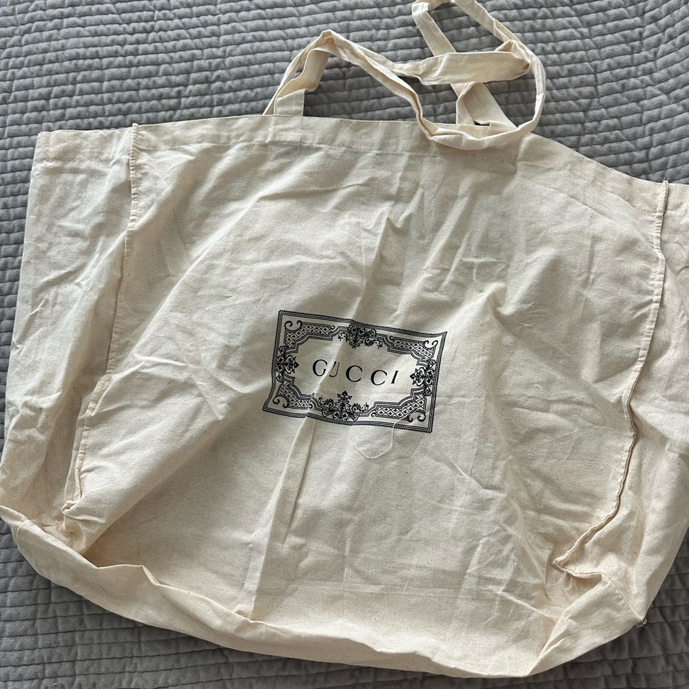 Gucci dust tote